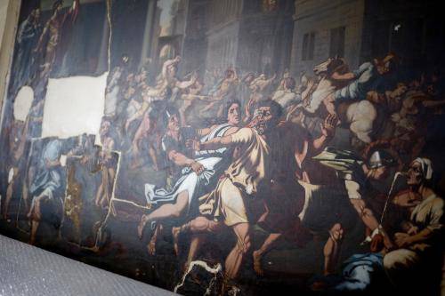 Traitement d'une toile déchirée et lacunaire